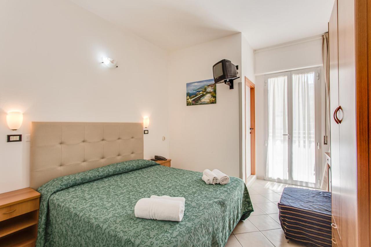 Anthos Hotel 3*